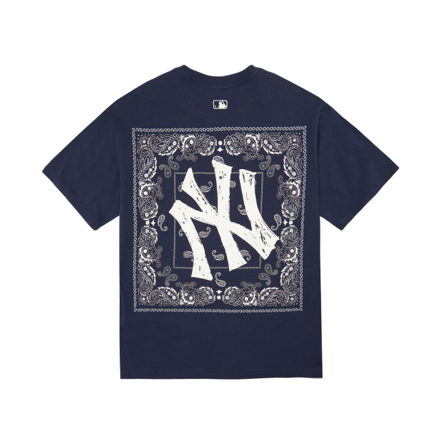  Áo thun MLB - PAISLEY BACK LOGO T-SHIRT NEW YORK YANKEES - 3ATS52023-50NYD 