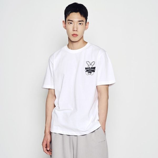 Áo thun ADLV - Acmé de la vie Newspaper Rabbit Short Sleeve T-shirt White