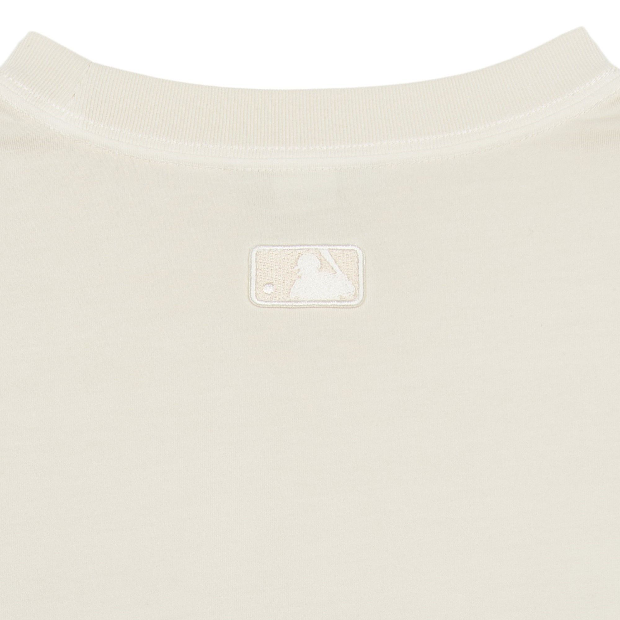  Áo thun MLB [Unisex] Varsity Vintage Washing Graphic Mega Overfit T-Shirt NY Yankees - 3ATSV0753-50CRD 