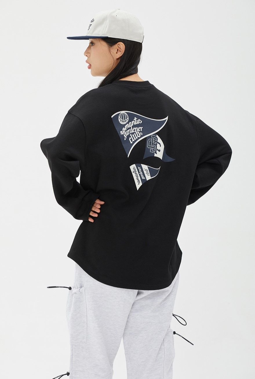  Áo Sweater RMTCRW [ROMANTIC CROWN] - RC CLUB FLAG LONG SLEEVE BLACK 