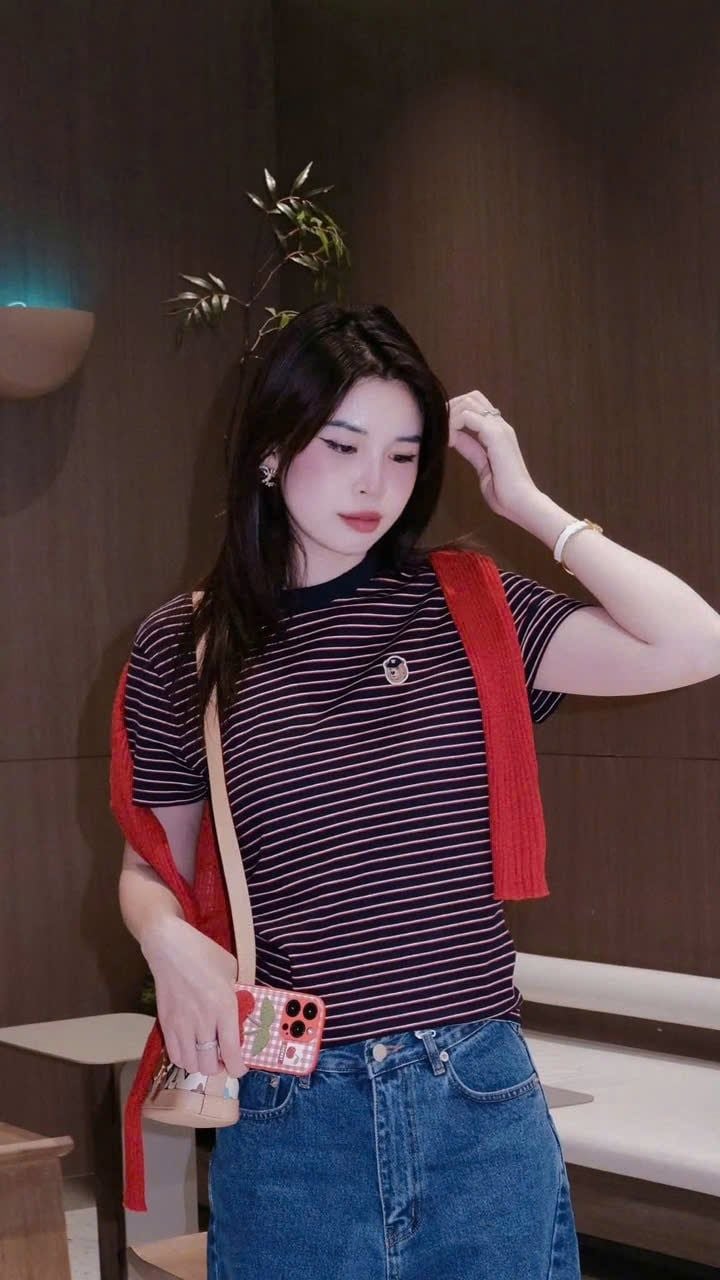  Áo Thun WHOAU [Nữ] - Steve Multi Stripe T-shirt Navy 