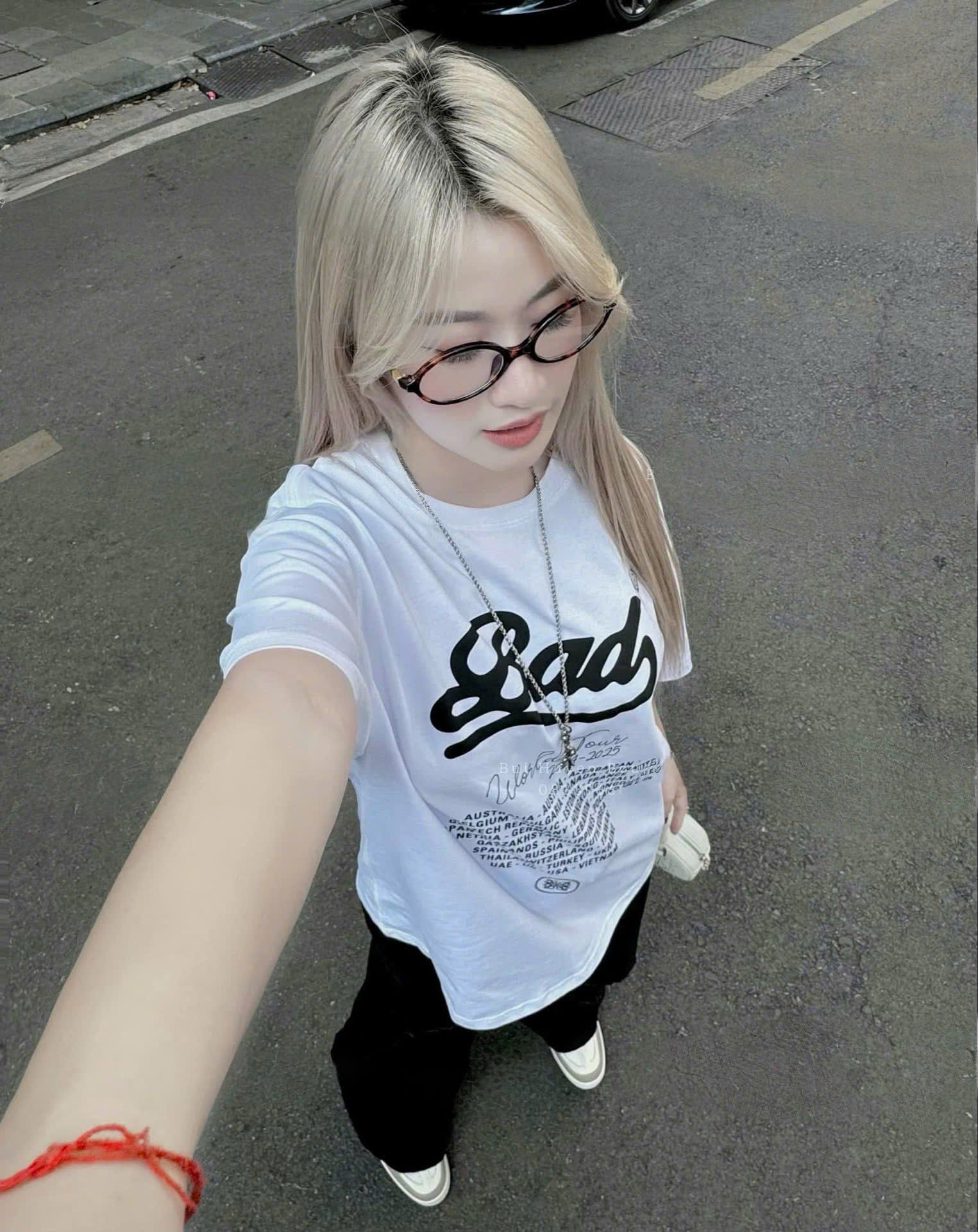  Áo Thun [Unisex] Badblood - Bad World Tour T-Shirt White - w-tee24-031 
