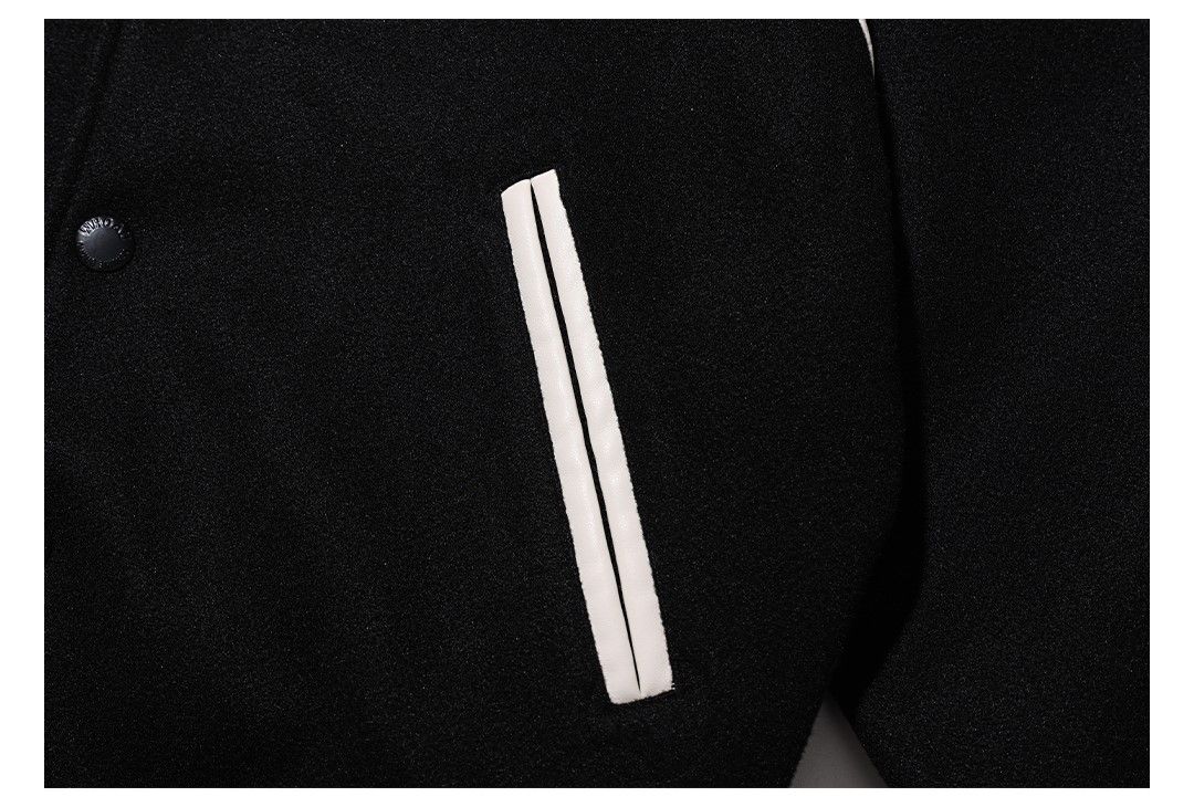  Áo Khoác Varsity WHO.A.U -Varsity Black Jacket (padded lining) - WHJJC4V24U 