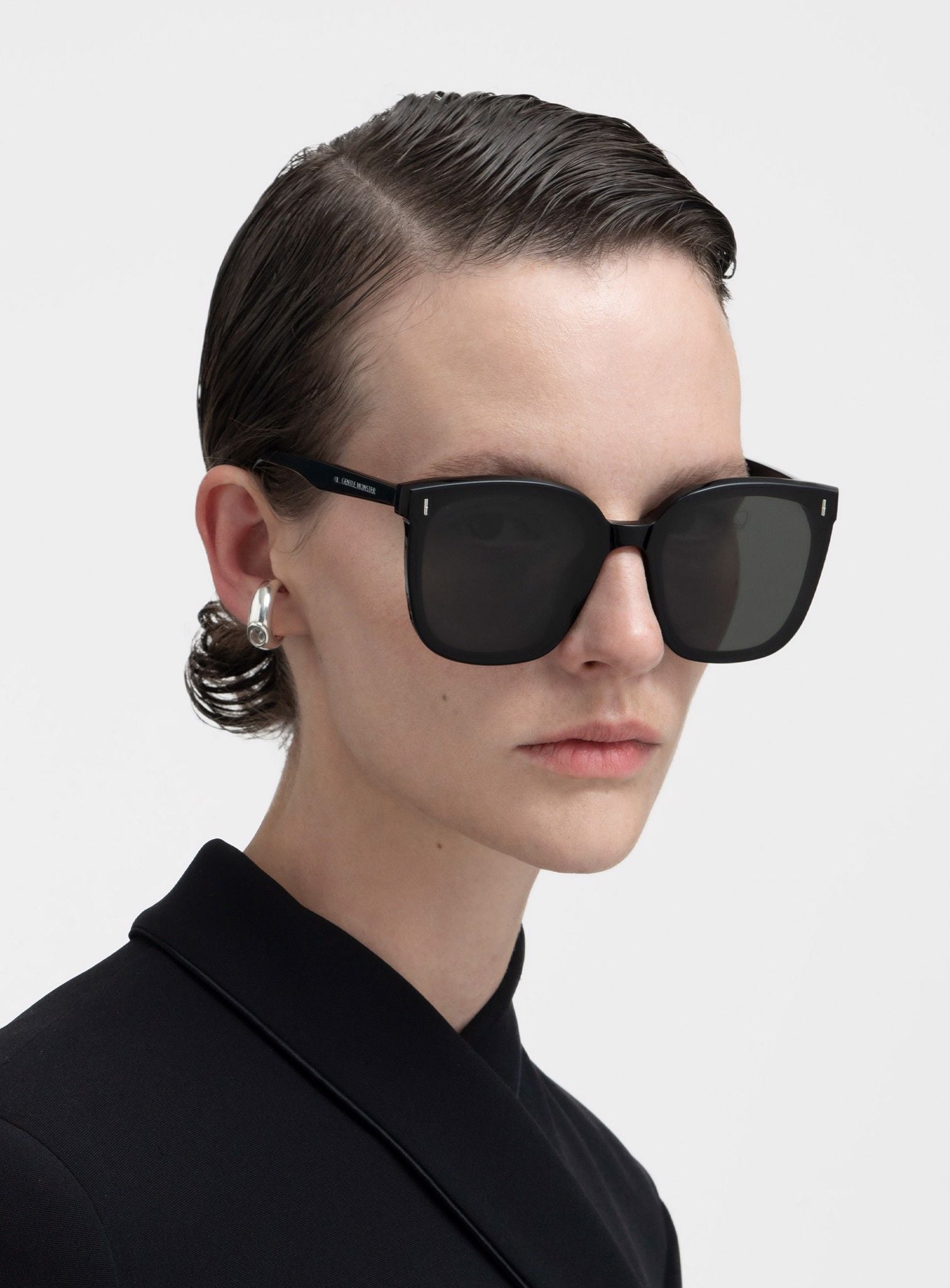  Kính Mát Gentle Monster - Frida 01 