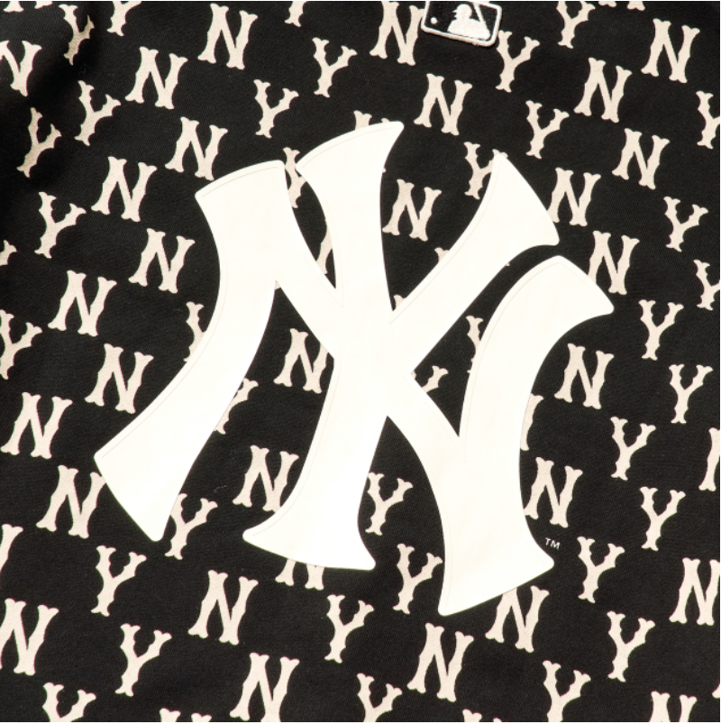  ÁO SWEATER MLB - MONOGRAM ALLOVER BAG BIG LOGO OVERFIT SWEATSHIRT NEW YORK YANKEES - 3AMTM0614-50BKS 