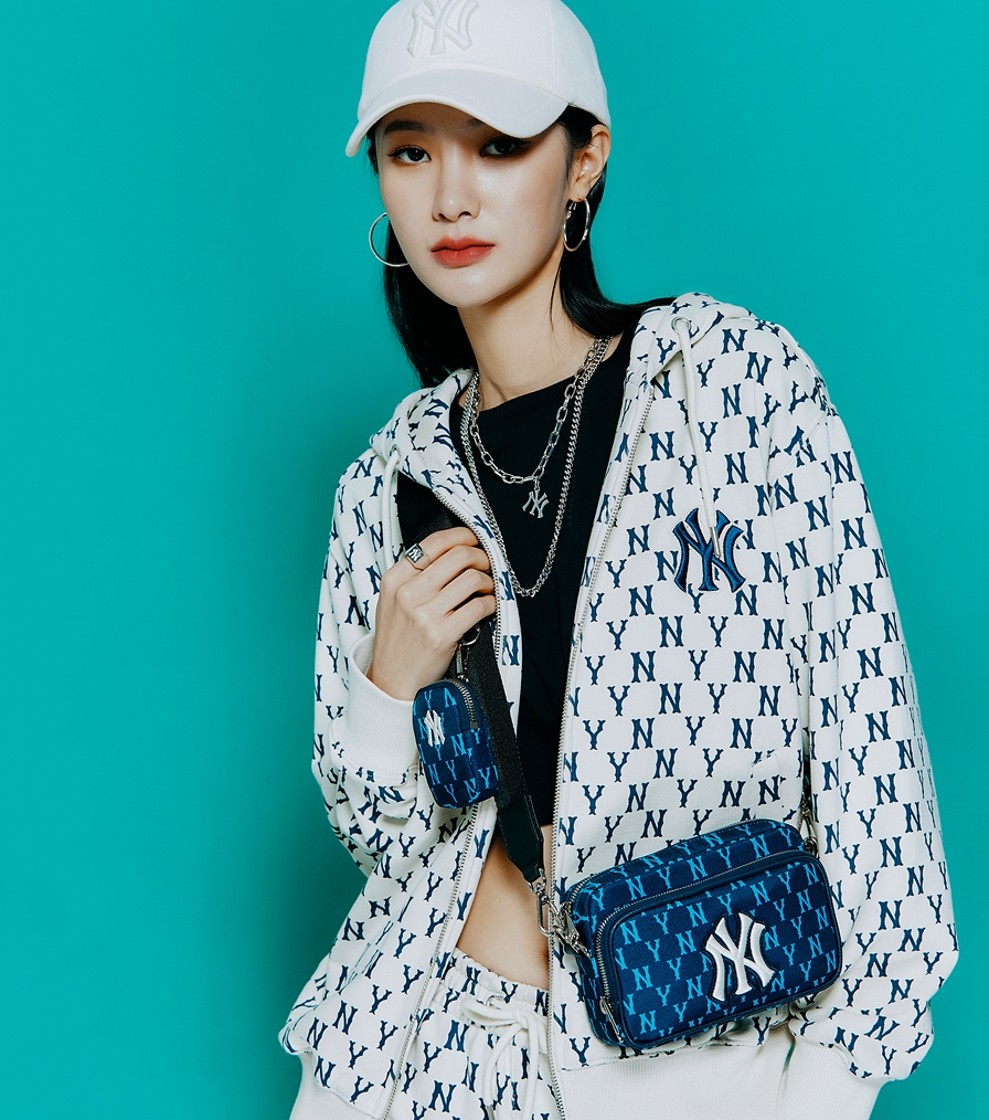  Túi Đeo Chéo MLB Korea - MONOGRAM MINI CROSSBODY BAG NEWYORK YANKEES - 3ACRS012N-50NYL 
