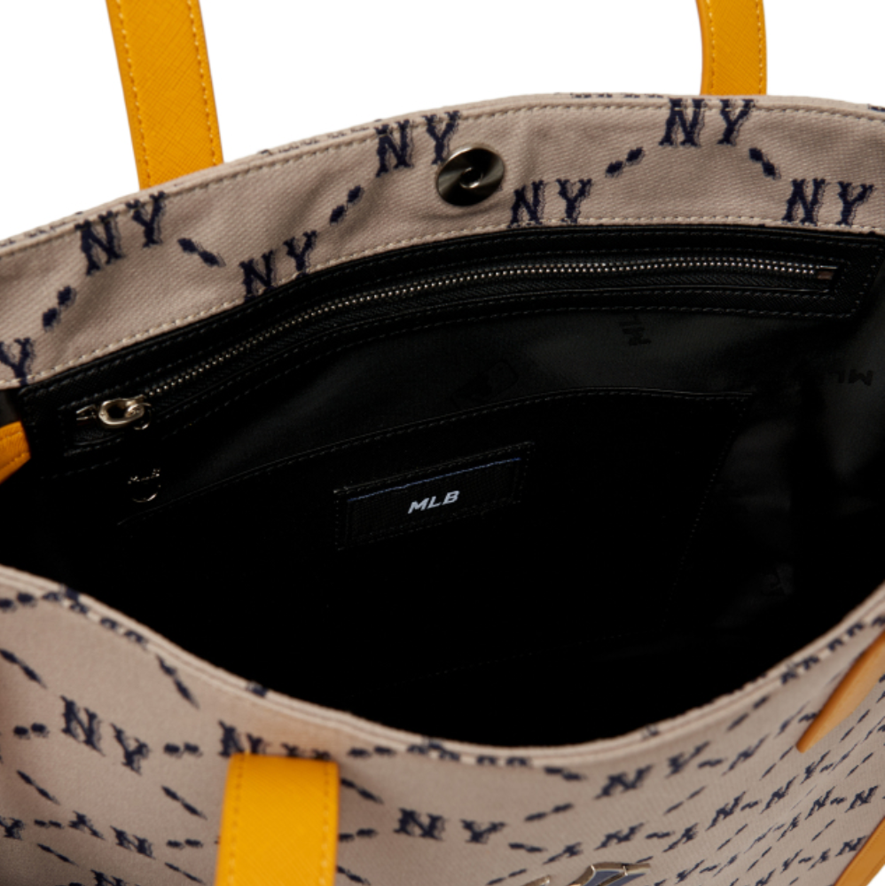 New Yorker Tote - Etsy