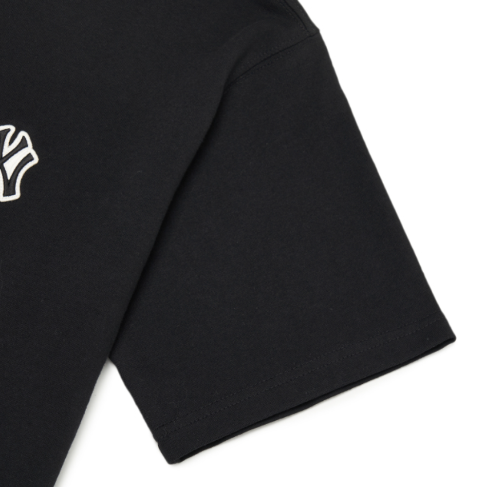  Áo thun MLB -  CHECKERBOARD BACK LOGO SHORT SLEEVE T-SHIRT NEW YORK YANKEES - 3ATSM8023-50BKS 