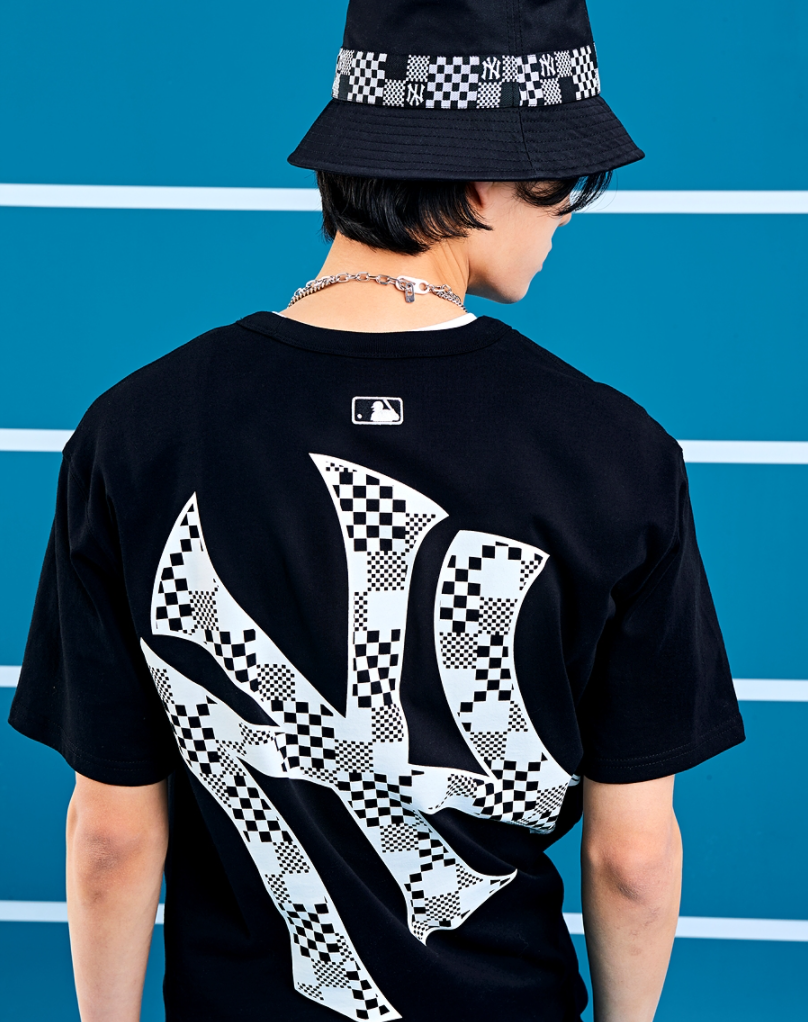 MLB■Big Logo Oversize Short Sleeve★送料込 MLB NY Yankees Paisley Mega Logo NY Tee Green – voilà.id