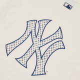  Áo thun MLB - BASIC MONOGRAM BACK LOGO SHORT SLEEVE T-SHIRT NEW YORK YANKEES - 3ATSM2023-50CRS 