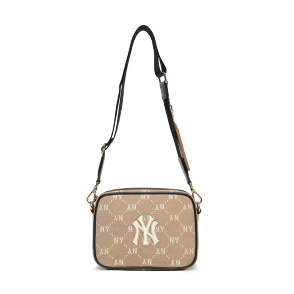  Túi MLB Korea - DIAMOND MONOGRAM JQD CAMERA BAG NEW YORK YANKEES - 7ACRM012N-50BGS 