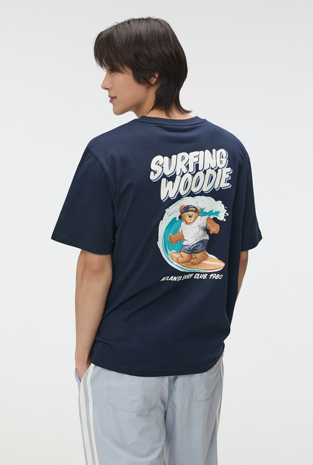  Áo Thun WHOAU (SPAO) - [Unisex] Woody SURFING Short Sleeve T-shirt Navy - SPRPF24C54 