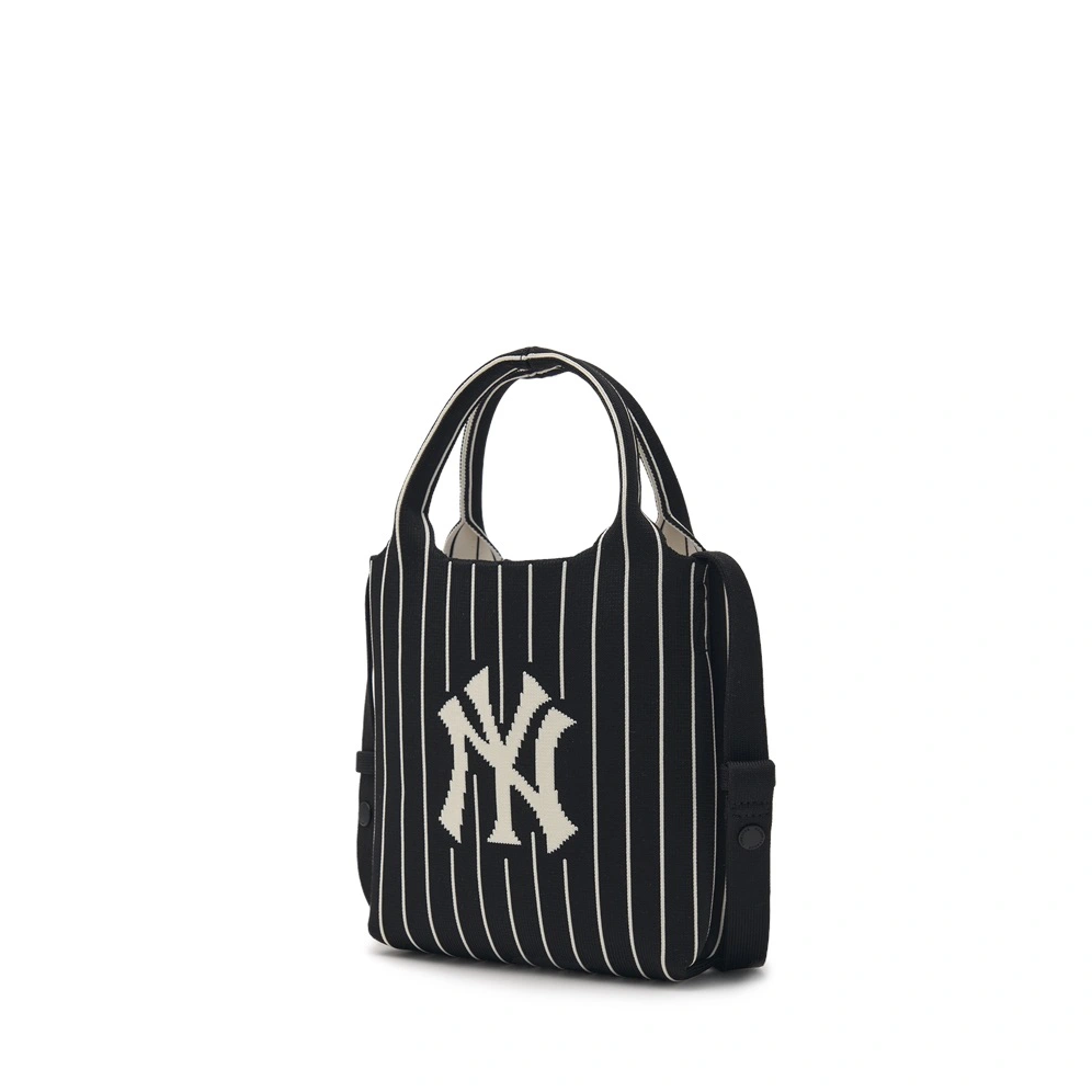 ★MLB Korea★ Basic Gopcore Cross Bag NY Black 3ACRB025N-50B Túi Đeo Chéo MLB Korea Basic Big Logo Knit NY Yankees