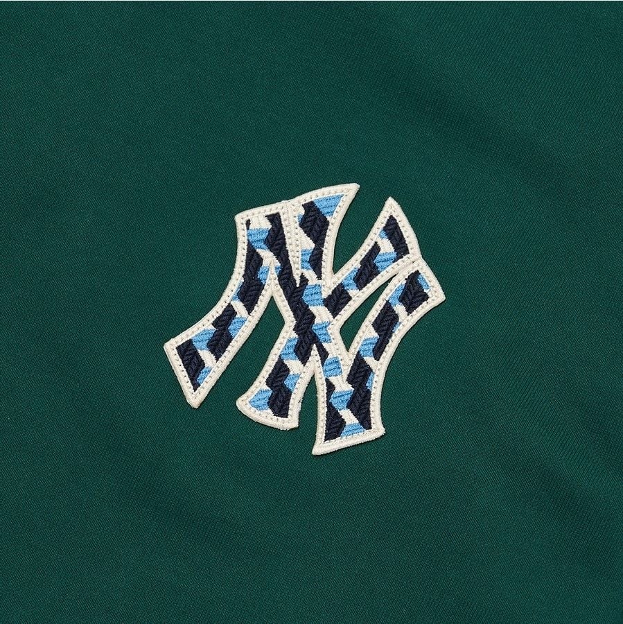  Áo Sweater MLB Korea - Cube MONOGRAM Big Logo Overfit Sweatshirts NEW YORK YANKEES - 3AMTM0624-50GND 