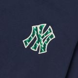  Áo Sweater MLB Korea - Cube MONOGRAM Big Logo Overfit Sweatshirts NEW YORK YANKEES - 3AMTM0624-50NYD 