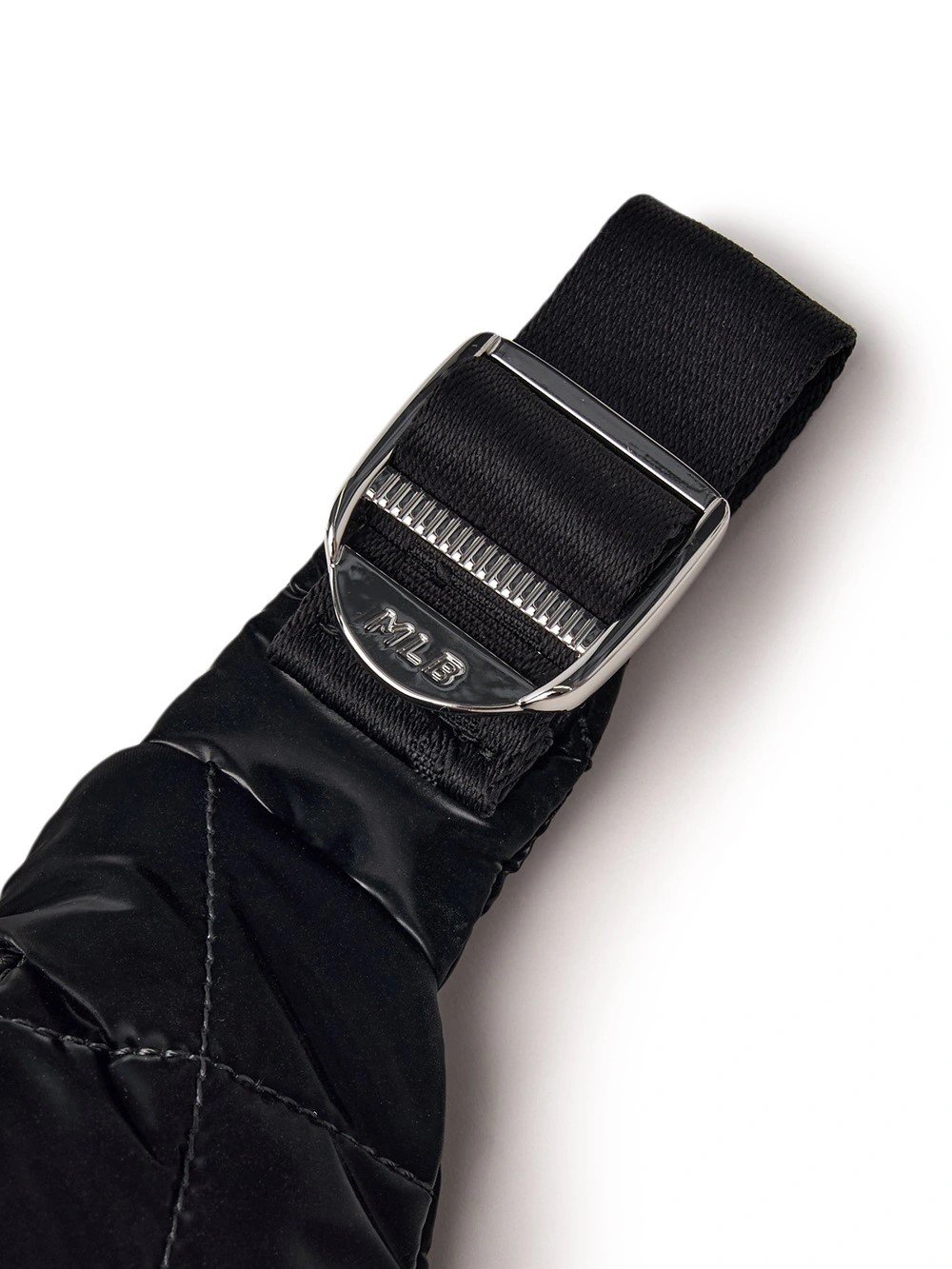 ★MLB Korea★ Curve padded hip sack BOS DCream 3AHSM064N-43C Túi MLB Curve Padded Hip Sack B Cream 3AHSM064N-43CRD | MLB