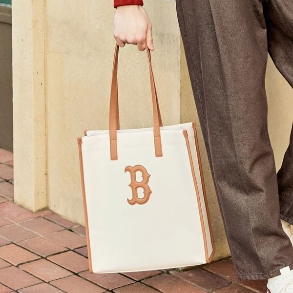  Túi Tote MLB Korea - Basic Canvas Vertical Tote Bag Boston Red Sox Cream - 3AORM033N-43CRS 
