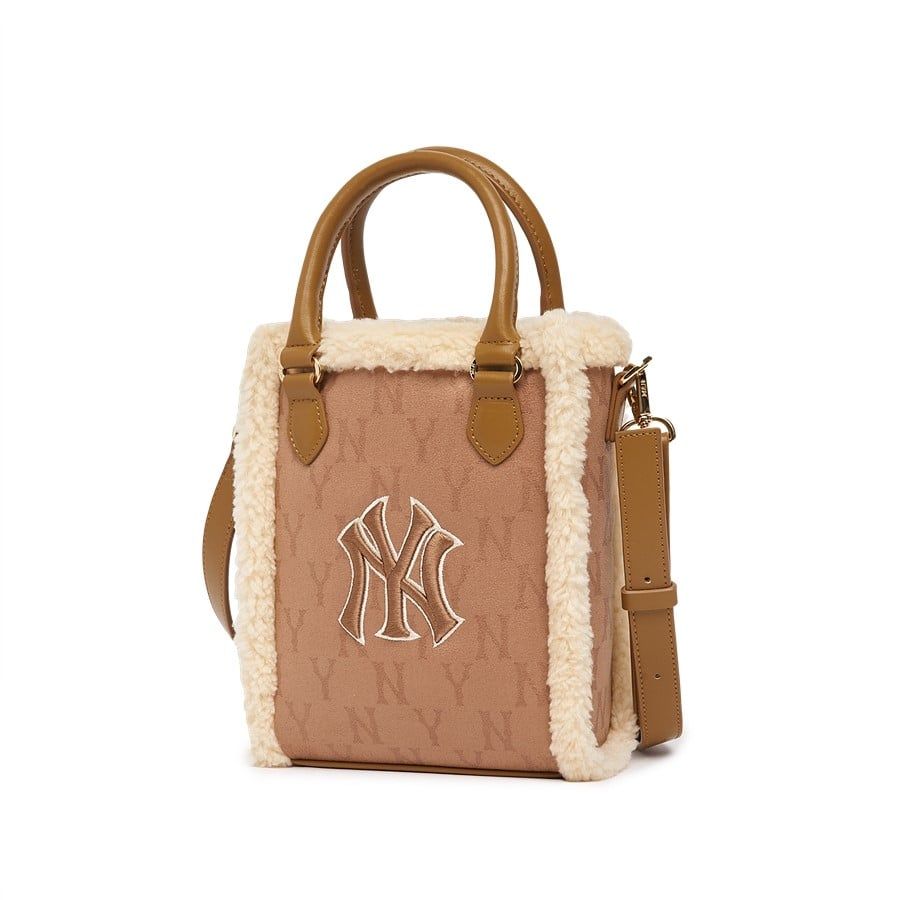  Túi MLB Korea - MONOGRAM MUSTANG CROSS BAG NEW YORK YANKEES - 7ACRM0826-50BGD 