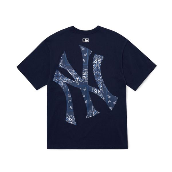  Áo thun MLB - PAISLEY MEGA LOGO T-SHIRT NEW YORK YANKEES - 3ATS53023-50NYD 