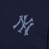  Áo thun MLB - PAISLEY MEGA LOGO T-SHIRT NEW YORK YANKEES - 3ATS53023-50NYD 