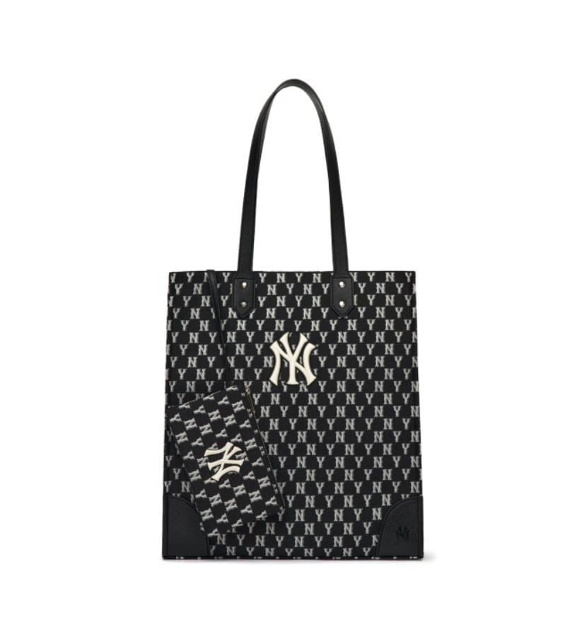 ★MLB Korea★ Classic Monogram Jacquard Shopper Bag NY Black Classic MONOGRAM Jacquard Shopper Bag NEW YORK YANKEES - MLB