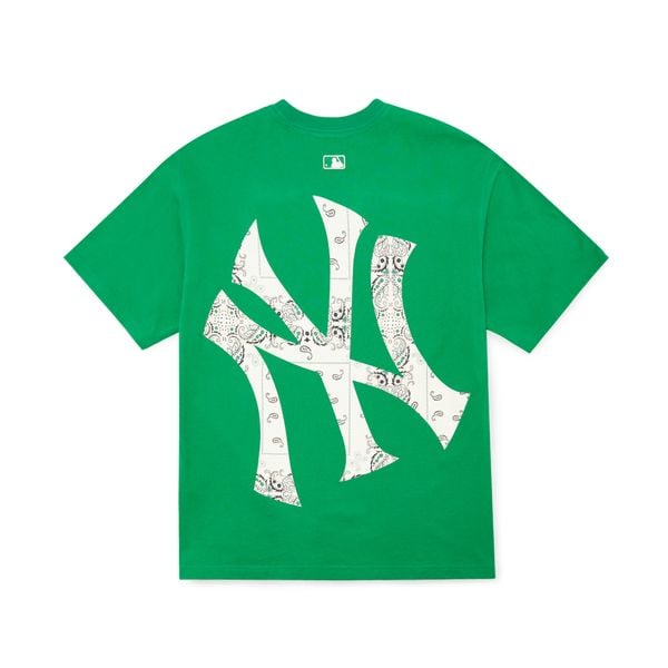  Áo thun MLB - PAISLEY MEGA LOGO T-SHIRT NEW YORK YANKEES - 3ATS53023-50GNS 