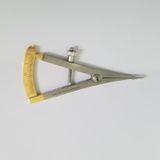 Compa Đo Mắt Pakistan chuôi vàng