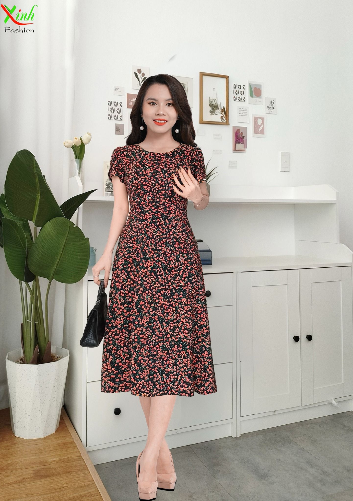 Đầm suông A tay cánh tiên đen hoa nhí xanh cam DL562
