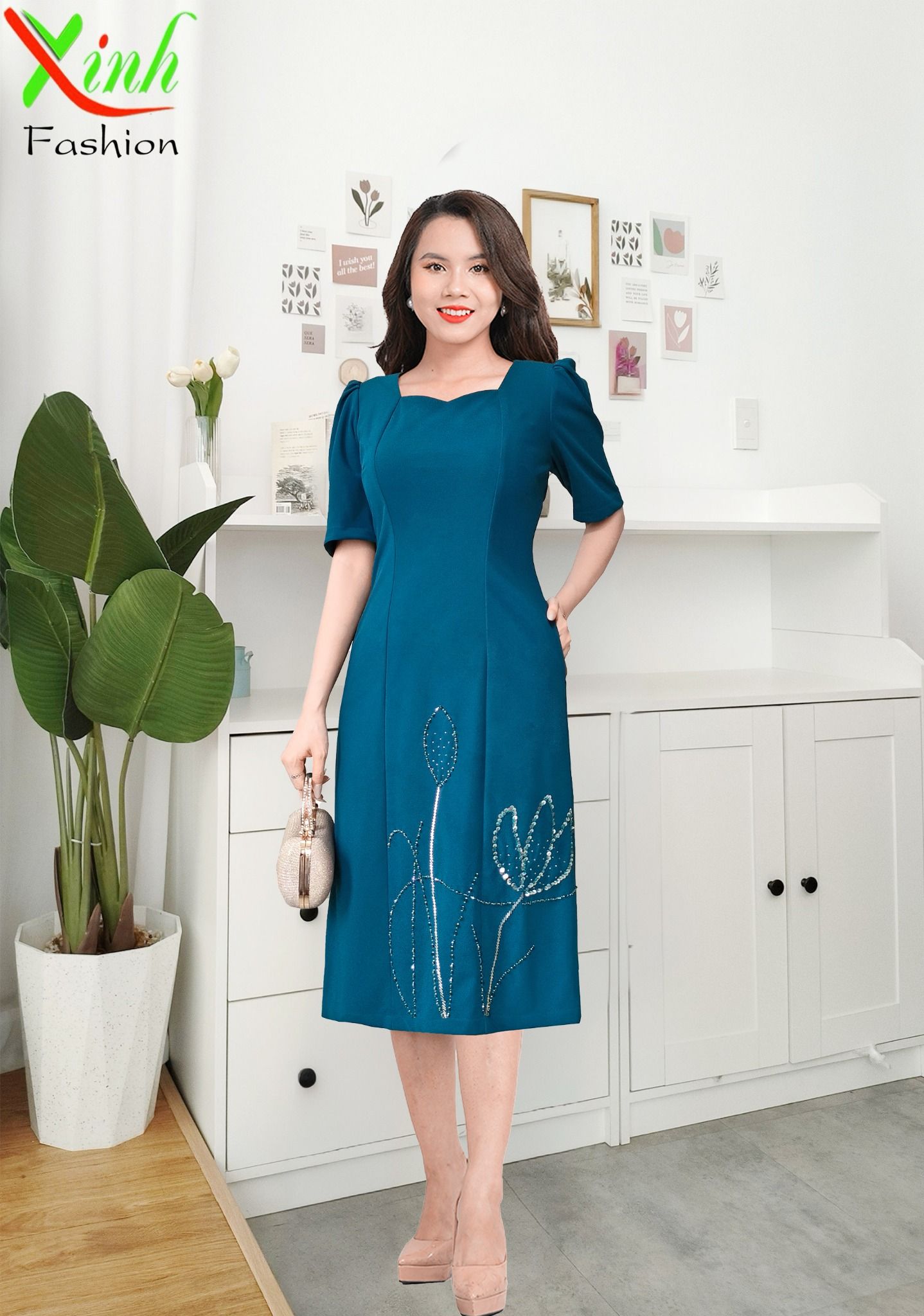 Đầm Suông Xanh cổ vịt Tay Lỡ Đính Đá Kiêu Sa DL817