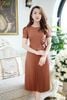 Đầm Dập Ly Nâu Cam Trẻ Trung Hiện Đại DL900