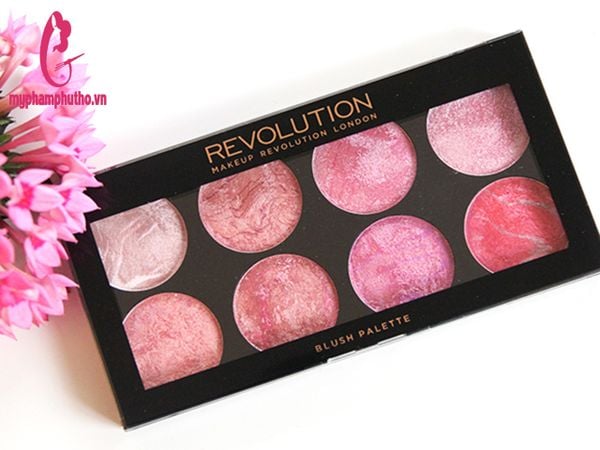 Bảng Phấn Má  8 ô REVOLUTION Blush Palette  Màu Hồng
