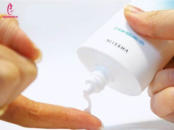 cách dùng TẨY TẾ BÀO CHẾT MISSHA SUPER AQUA ULTRA HYALRON PEELING GEL