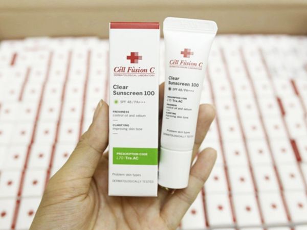 Kem Chống Nắng Cell Fusion C Clear Sunscreen 100 SPF50++ Màu Xanh 10ml