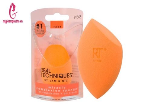 Mút tán nền Real Techniques By Sam And Nic