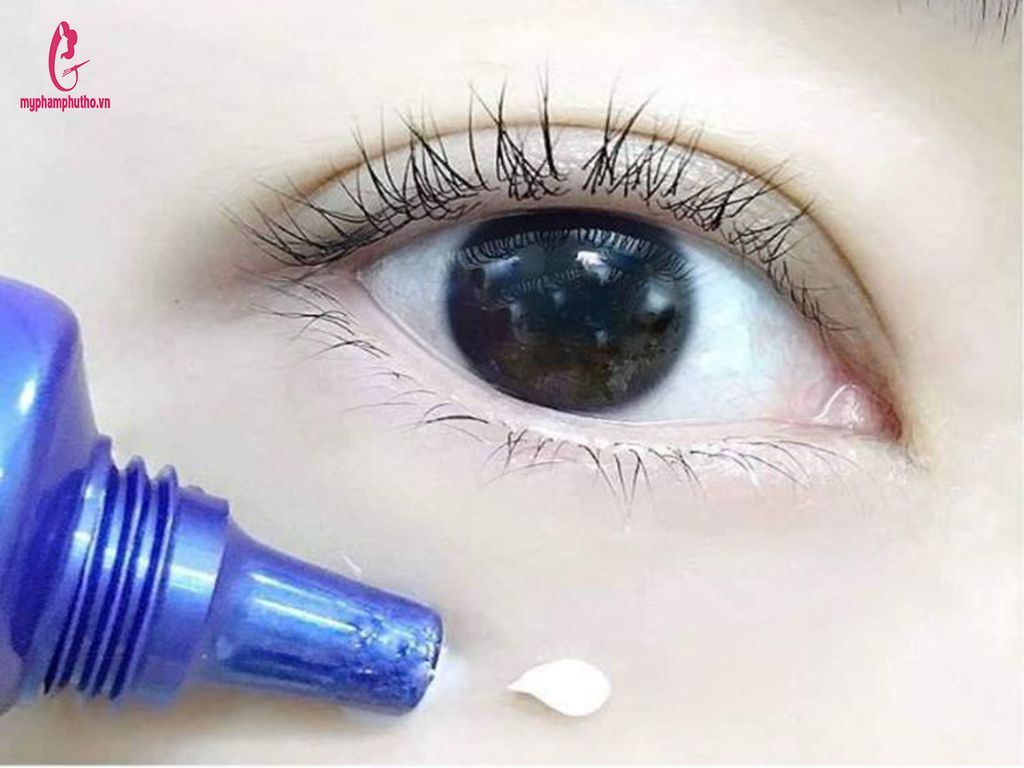 Kem dưỡng mắt Meishoku Placenta Medicated Whitening Eye Cream 30g