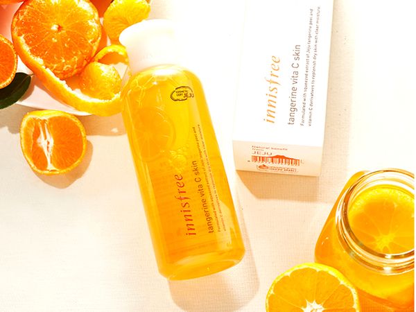 Nước hoa hồng Tangerine Vita C Skin Innisfree