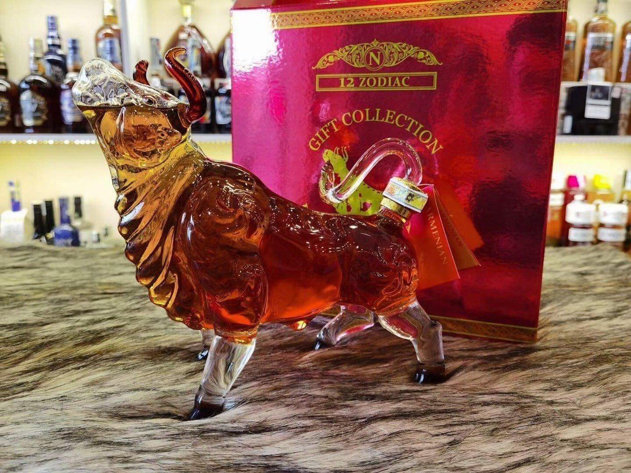 chai thuỷ tinh con châu