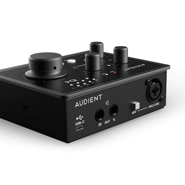 Audient iD4 MK2 – Hyper Shop