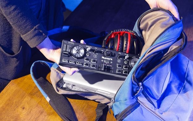 Numark DJ2GO2 Touch (Serato Dj)