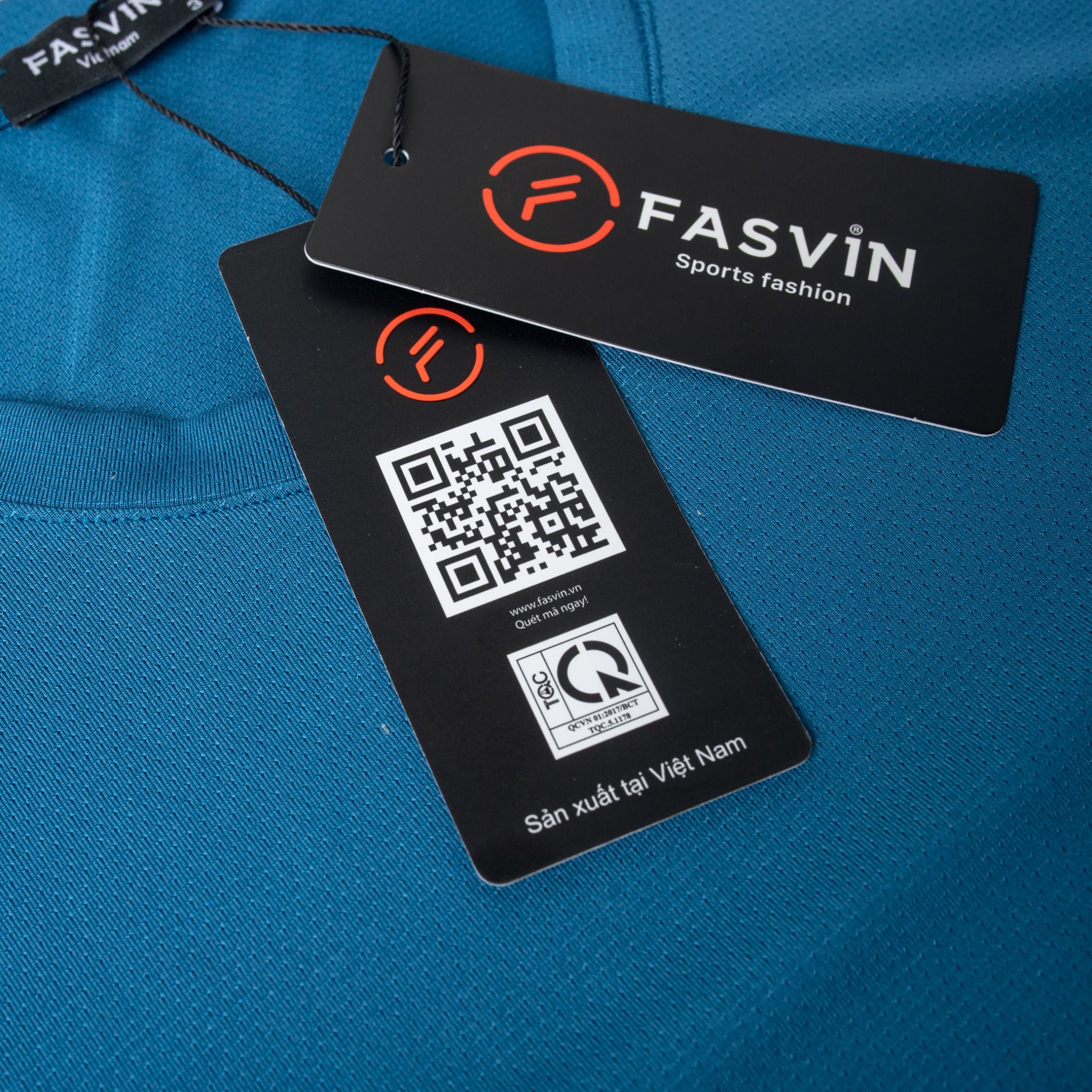  Áo thun dài tay nam Fasvin AD23596 chất vải thể thao mềm mại co giãn hàng đẹp chính hãng 