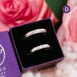  Couple Rings - Nhẫn Cặp - Kiểu Mo Tròn Sọc Chéo & 1 Viên Đá - 2411NH 