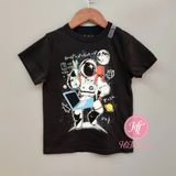 Áo thun PL4CE đen phi hành gia bé trai 