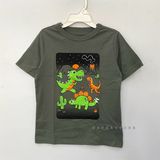  Áo thun PL4CE xanh rêu bé trai 