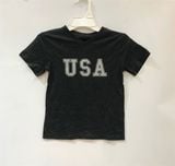  Áo thun Place đen chữ usa bé trai 