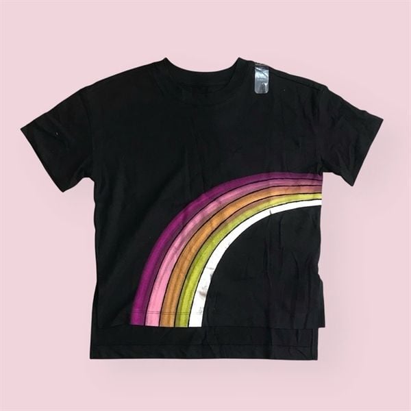  Áo thun G4P đen cầu vồng bé gái 