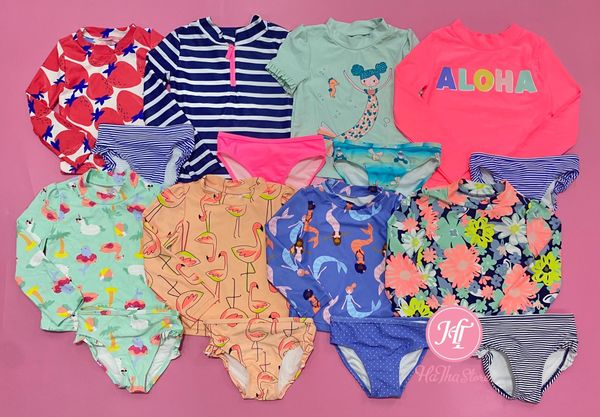  (x) Bộ bơi Oshkosh sọc bé gái 