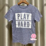  Áo thun Place xám chữ play hard bé trai 