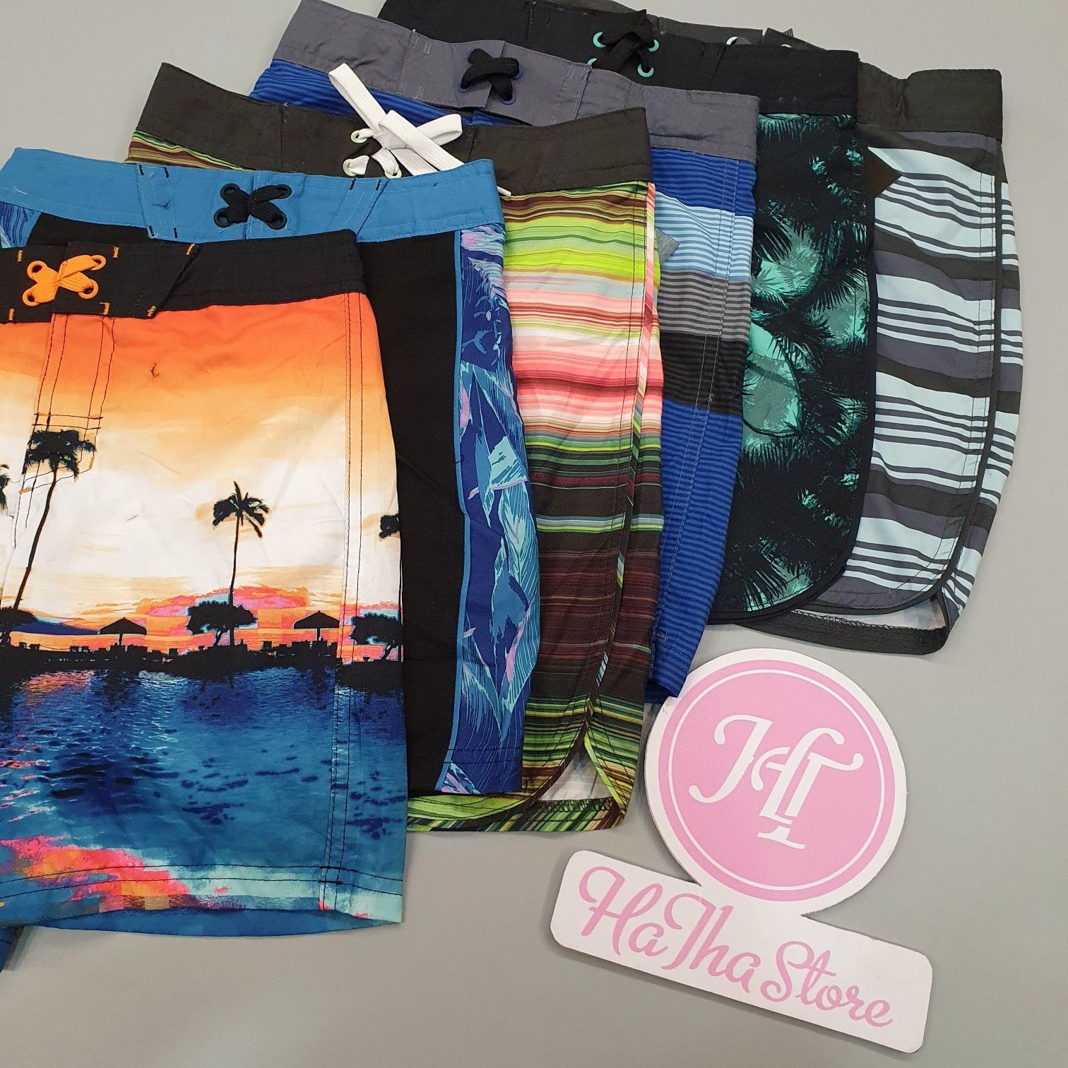  Quần bơi, quần đi biển sọc nhiều màu bé trai 