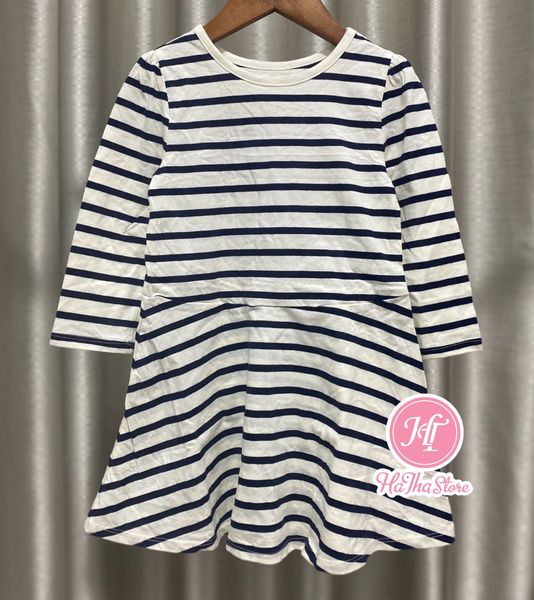  (X) (Size 4y&5y) Đầm thun tay dài G4P trắng sọc đen bé gái 
