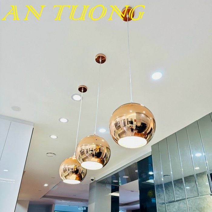 đèn treo thả trần chao thủy tinh trang trí quầy bar, bàn ăn đảo bếp đẹp, hiện đại 032